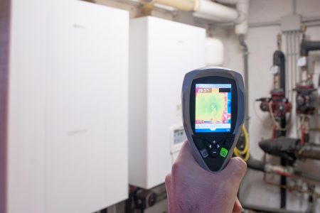 milan-february-22-analysis-of-losses-of-a-heating-system-with-infrared-thermal-camera-on-february-in_t20_WQoOzw